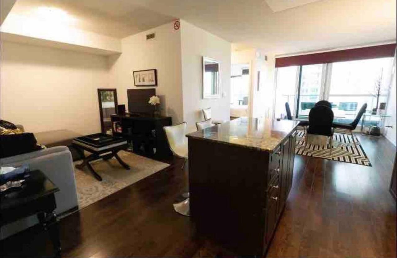Apartmán Downtown Toronto+Free Parking+Cn Tower View Exteriér fotografie