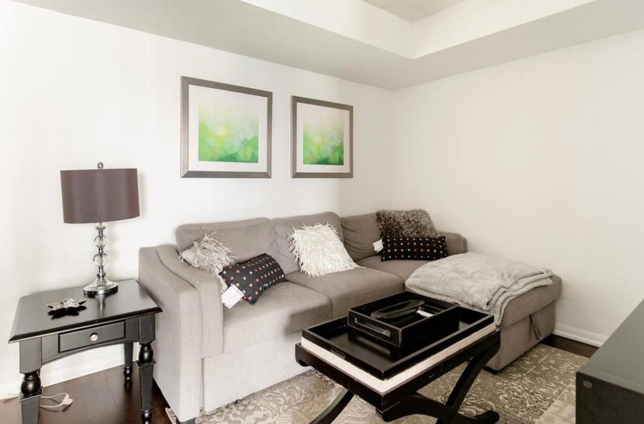Apartmán Downtown Toronto+Free Parking+Cn Tower View Exteriér fotografie