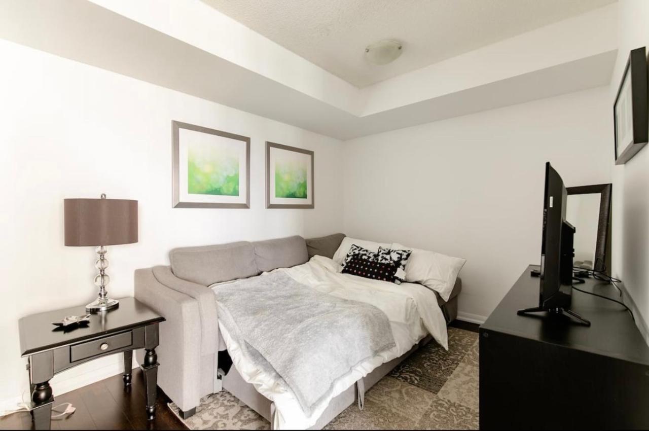 Apartmán Downtown Toronto+Free Parking+Cn Tower View Exteriér fotografie