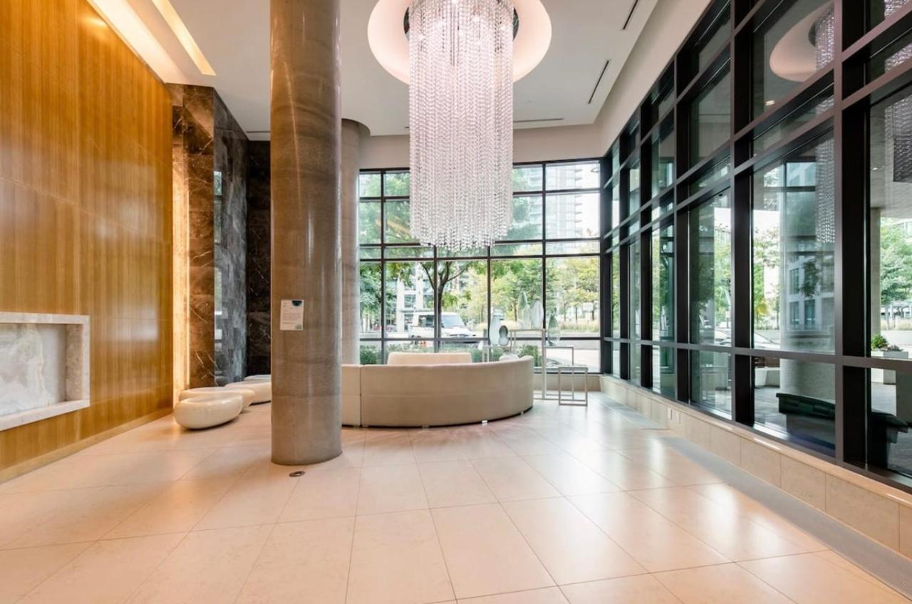 Apartmán Downtown Toronto+Free Parking+Cn Tower View Exteriér fotografie